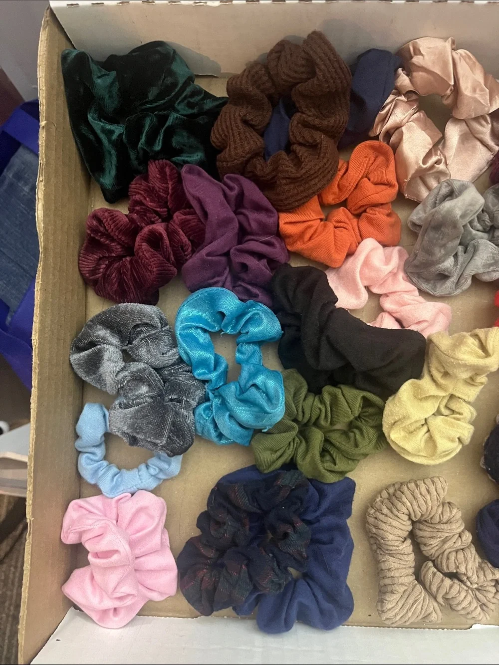 Assorted Kids Hair Scrunchies - Multicolor Pack 30 pc 056